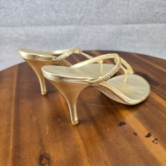 Pelle Moda Womens Gold Rhinestone Stiletto Thong Sandals Glass Stone Heels 6.5M - Picture 8 of 14